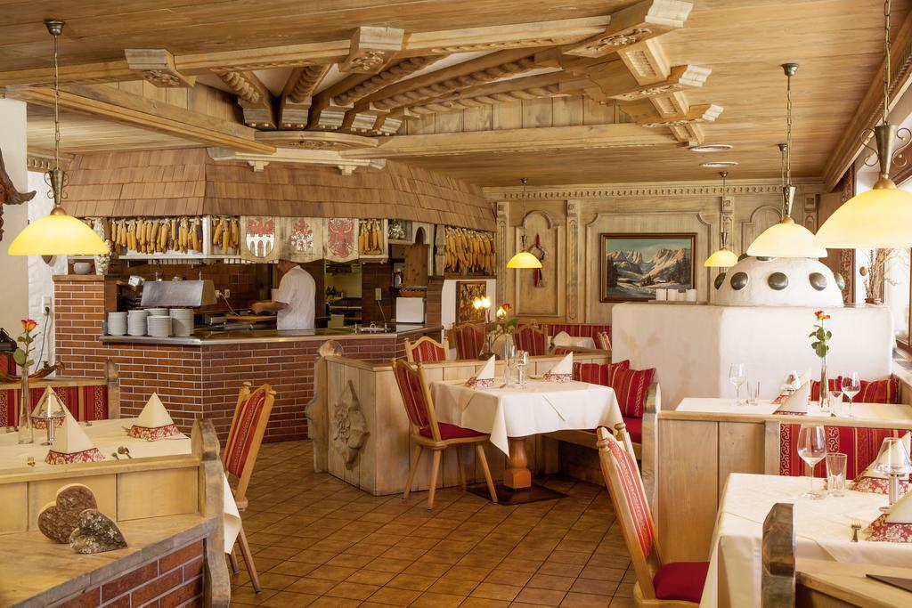 Raffl'S Hotel Leutasch Eksteriør billede